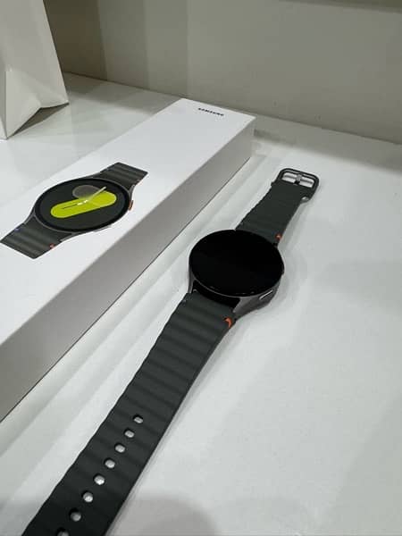 Samsung Galaxy Watch Series 7 44mm 2