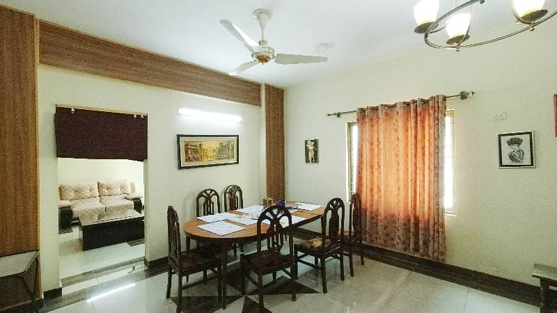 10 Marla Flat For Rent In Askari 7