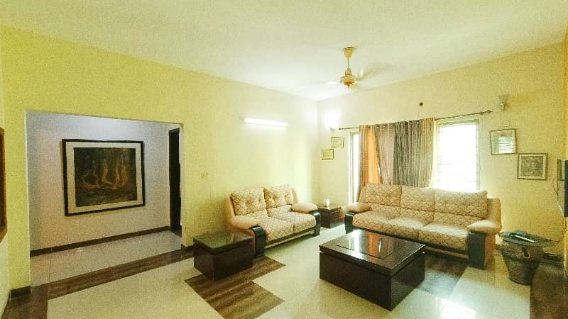 10 Marla Flat For Rent In Askari 8