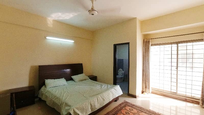 10 Marla Flat For Rent In Askari 9