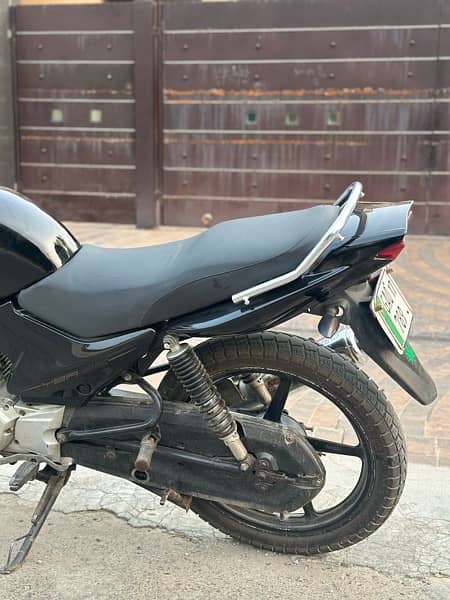 ybr 125 Black edition 3