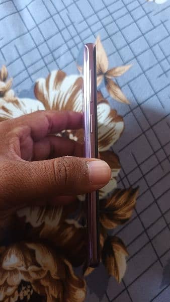 Samsung Galaxy S9 non for sale and exchange possible 5