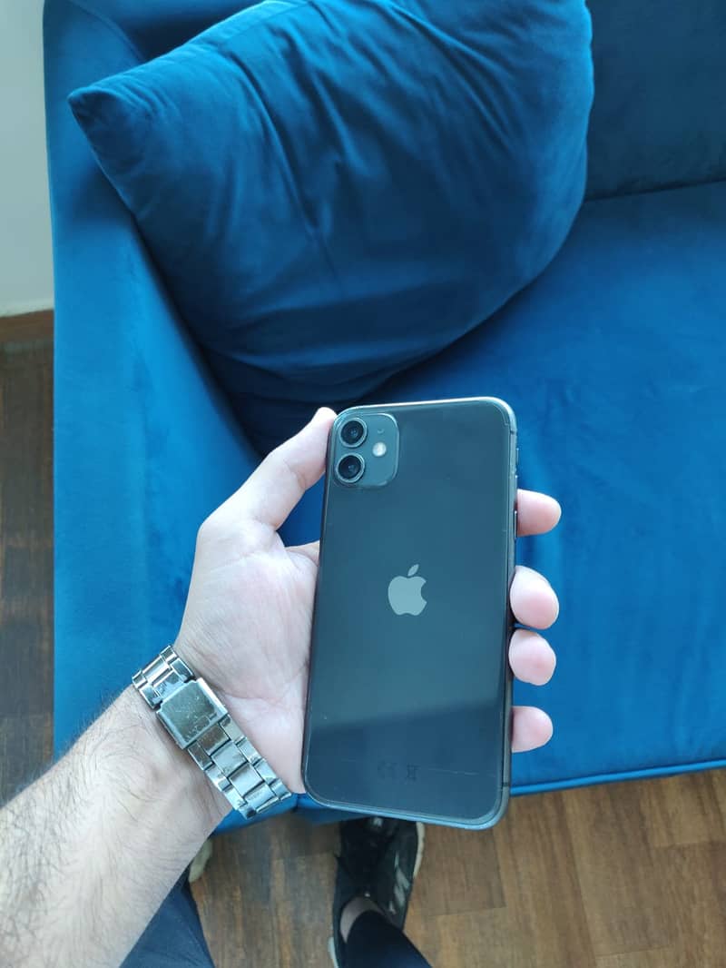 Iphone 11 | Condition 10/10 | Waterpack 4