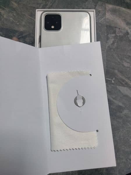 Google Pixel 4XL (White) 6