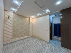 1 kanal upper portion available for rent 0