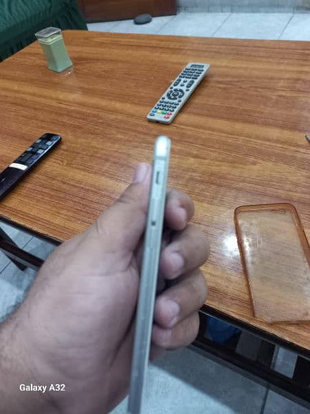 Iphone 6s 128 PTA Approved 5