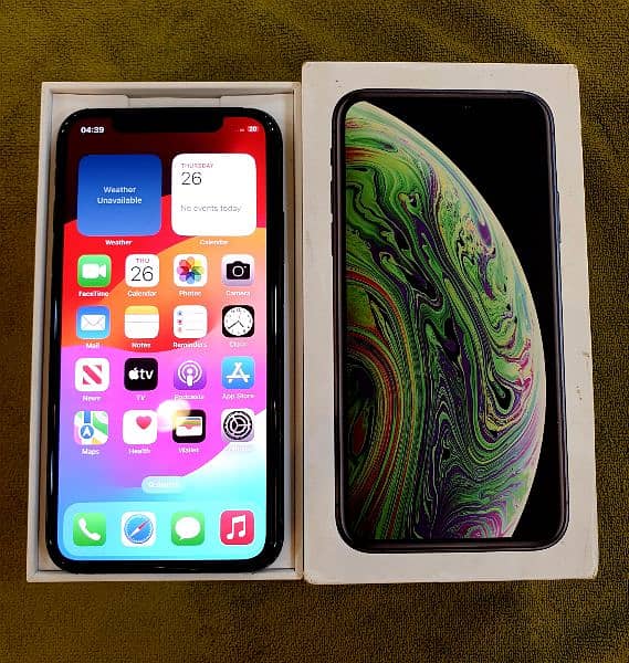 iphone xs 64gb 4