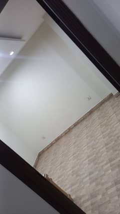 1 BED EXCELLENT NEW CONDITION IDEAL FLAT FOR RENT IN BAHRIA TOWN LAHORE