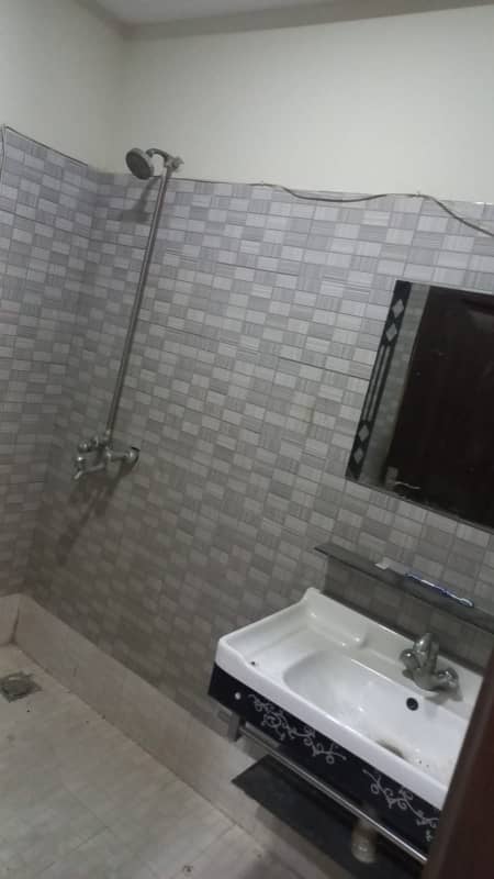 1 BED EXCELLENT NEW CONDITION IDEAL FLAT FOR RENT IN BAHRIA TOWN LAHORE 13