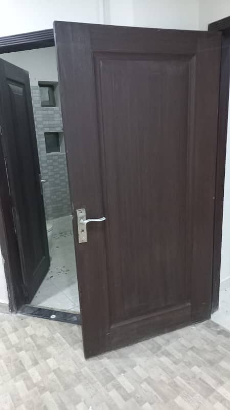 1 BED EXCELLENT NEW CONDITION IDEAL FLAT FOR RENT IN BAHRIA TOWN LAHORE 15