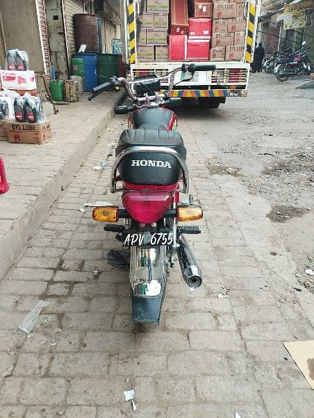 Honda Bike CD70 Used Like Fresh New Condition 2022/2023 Model 2