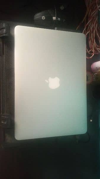 MacBook Air 2017 exchange possible with gaming laptop 10/10 condition 3