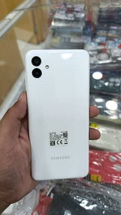 Samsung A04 3gb Ram 32gb memory