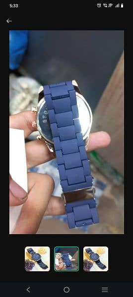 men's casual analogue watch. 4