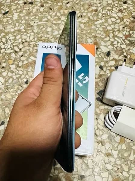 Oppo F15 8/256 With Box and Charger 3