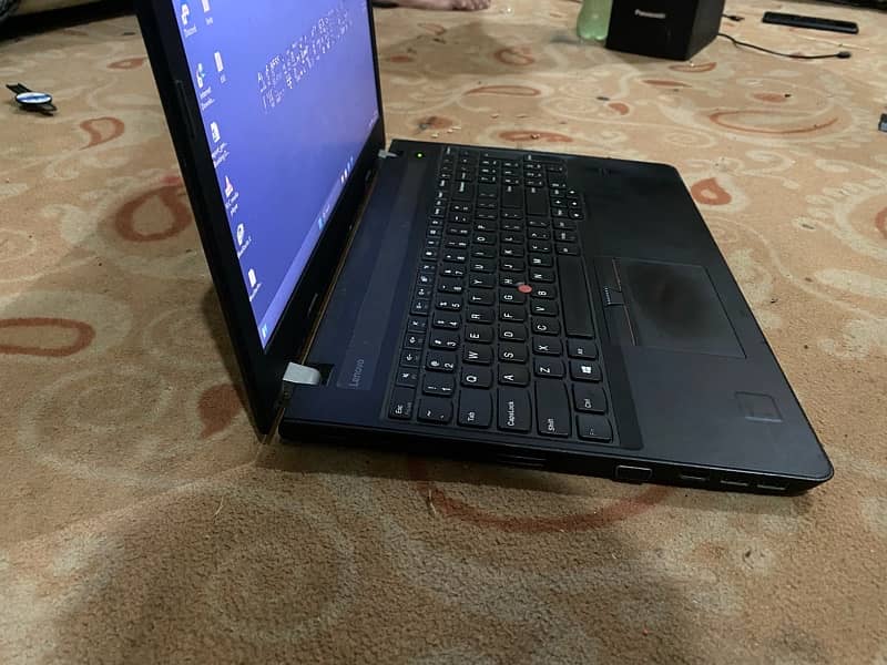 lenovo E570 laptop i3 7th gen urgent sale (read discription) 1