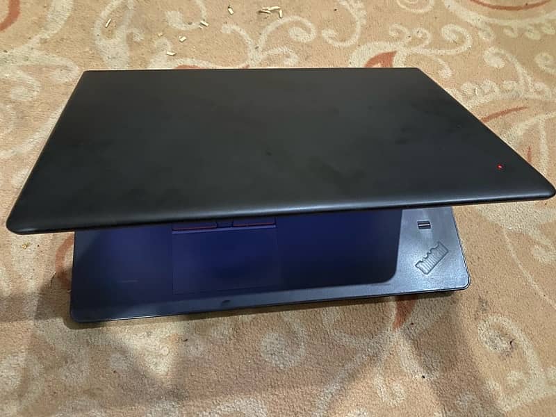 lenovo E570 laptop i3 7th gen urgent sale (read discription) 3