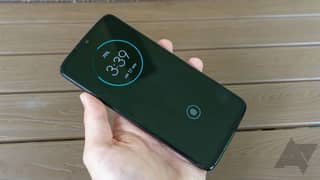 moto z4 4/128