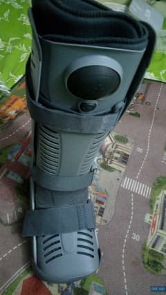 Fix fracture Adjustable air Fit Walker Boot [mediam Large]