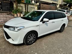 Toyota Corolla Fielder 2016