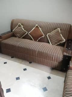 Sofa Seven Seater