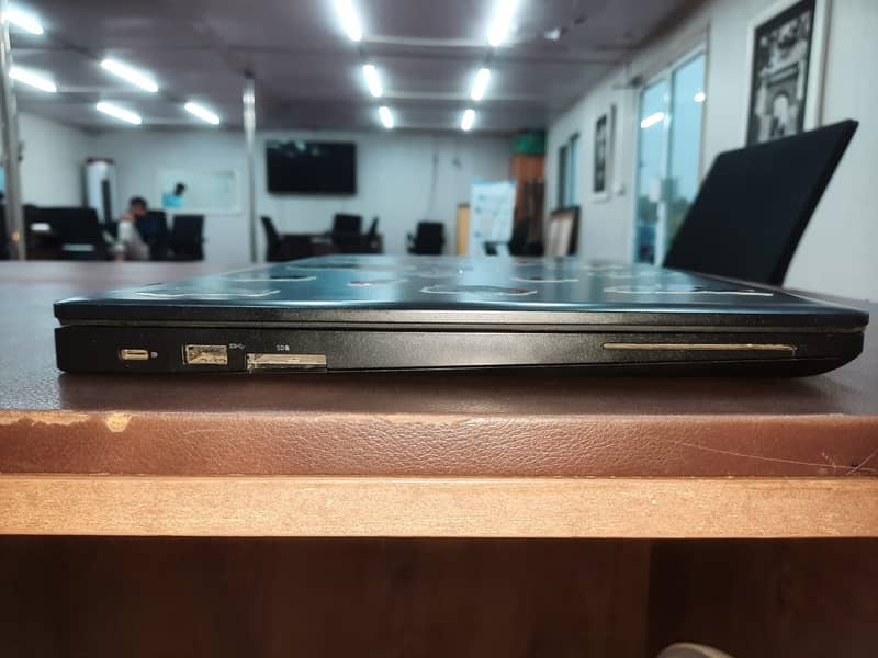 Dell Latitude 5580 core i5, 6th Gen 3