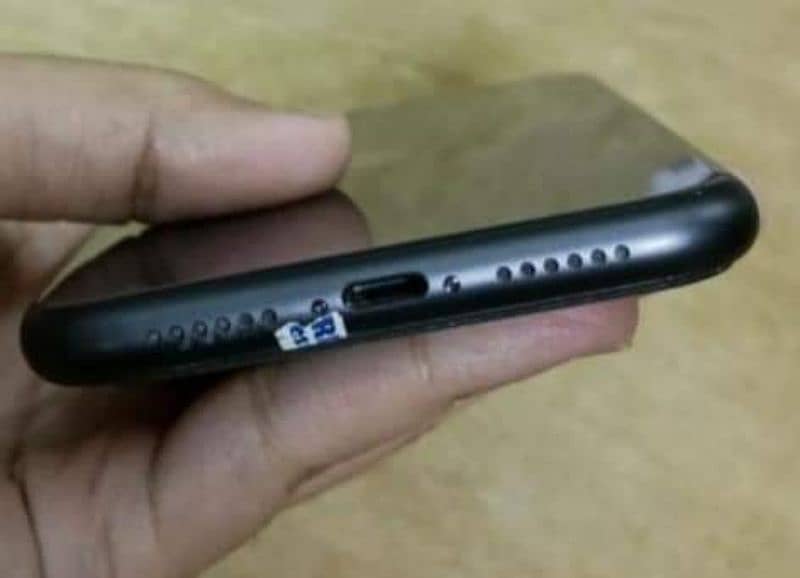 iPhone 11 | non pta jv | Black Edition | 64 GB | 10/10  | 91 % Battery 2