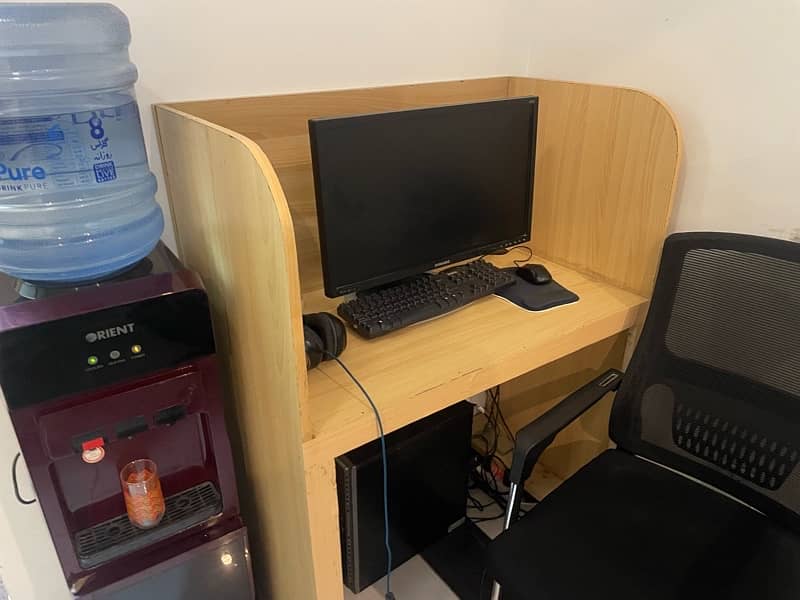 office Tables & shelves for sale 2