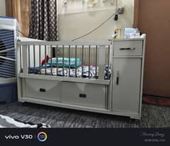 Baby crib