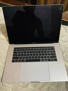 Apple MacBook Pro 2016 (15") Touchpad, 4GB GPU, Original Charger