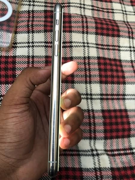 iphone 11 pro max non PTA not jv 4