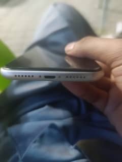 iPhone 11 non active