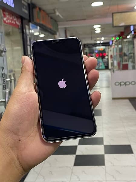 iphone 11 pro Pta Approved 6