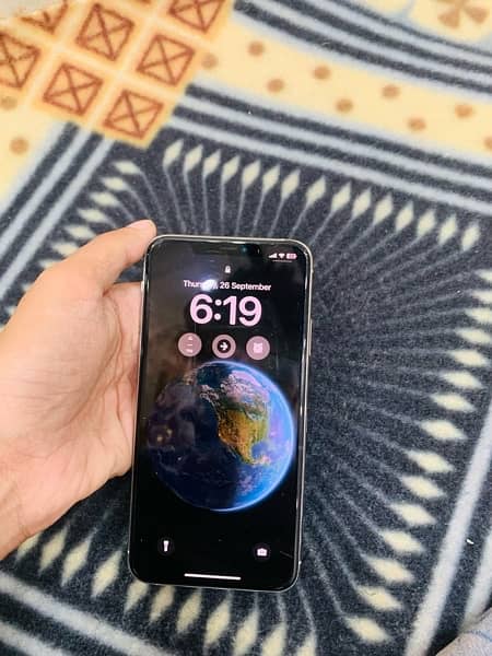 Iphone 11 pro max 64 gb non pta (urgent cash need 7