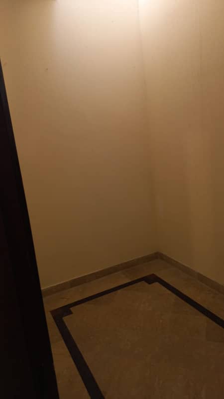 UPPER PORTION OF 10 MARLA EXCELLENT NEW GOOD CONDITION IDEAL HOUSE FOR RENT IN UMAR BLOCK BAHRIA TOWN LAHORE 15