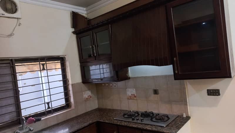 UPPER PORTION OF 10 MARLA EXCELLENT NEW GOOD CONDITION IDEAL HOUSE FOR RENT IN UMAR BLOCK BAHRIA TOWN LAHORE 30