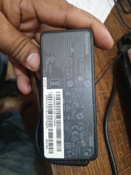 laptop Lenovo charger 3