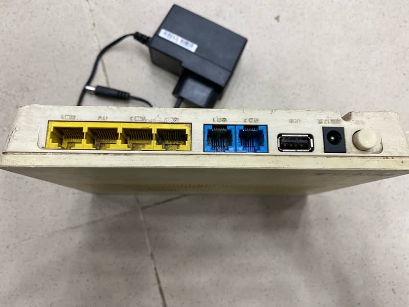 Huawei Router Fiber network  (G Pon) 2