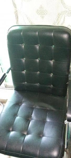 leather chair/ iron framed chair/ soft and comfortable chair/painfree 1