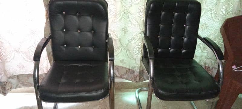 leather chair/ iron framed chair/ soft and comfortable chair/painfree 2