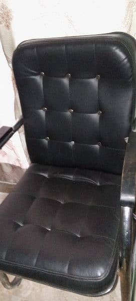 leather chair/ iron framed chair/ soft and comfortable chair/painfree 4