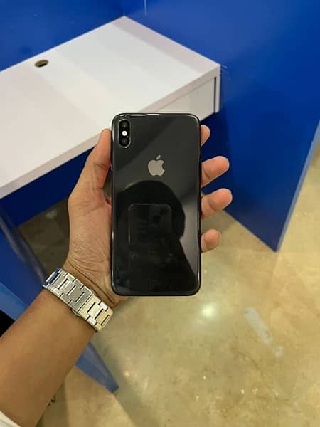 Iphone Xs Max PTA Approved 64 GB Black 8