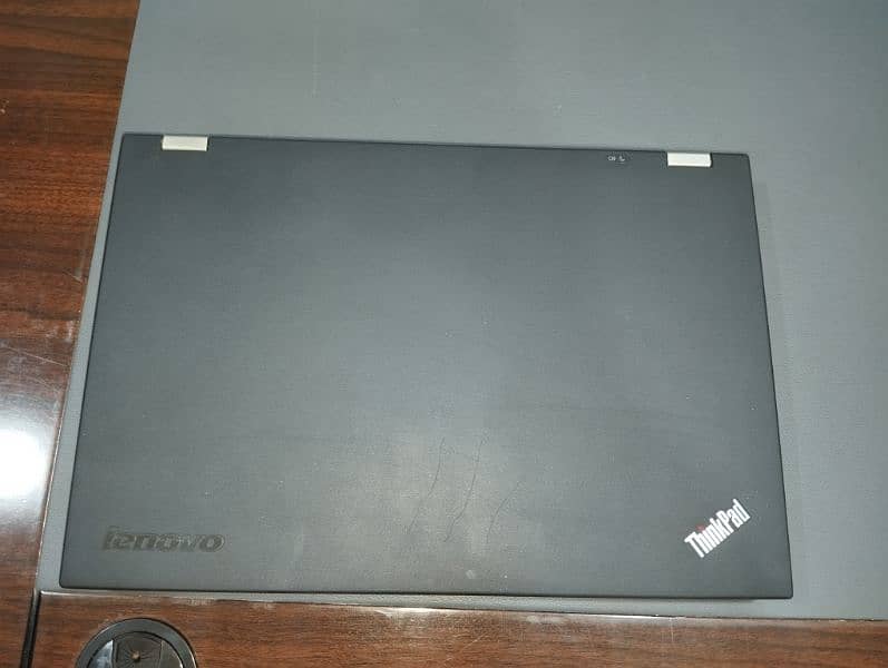 lenovo thinkpad t430 genuine  10/10 original Window 10 installed 5