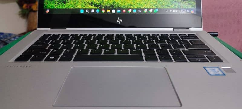 HP Elite Book x360 Core i5 7th Gen 1 TB SSD 8gb Ram DDR4 0