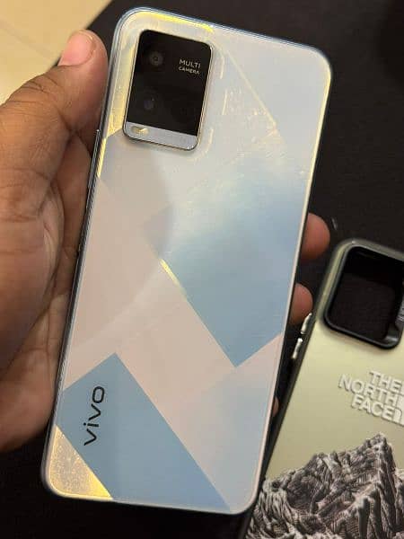 vivo y21 Ram 4+1 64 gb with box and charger exchange possible 6