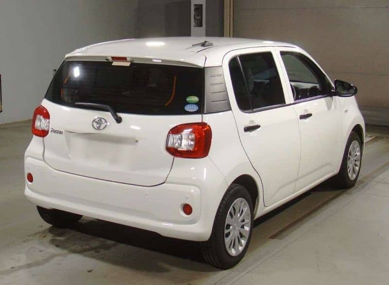 Toyota Passo 2021 1