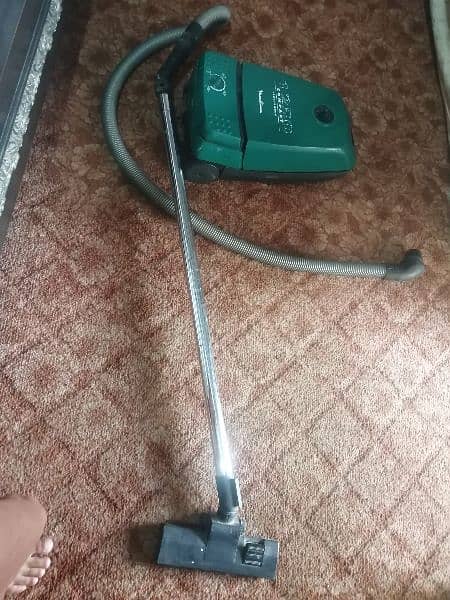 vaccum cleaner 1