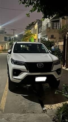 Toyota Fortuner G 2024