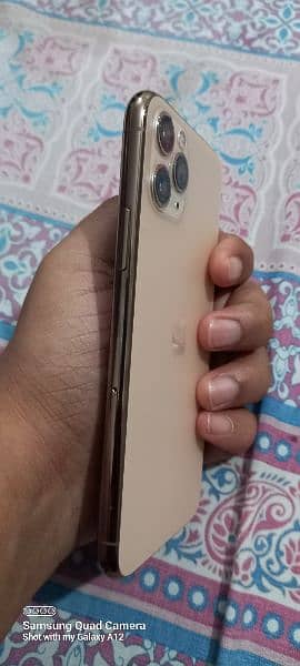 iphone 11pro golden color non-pta 1