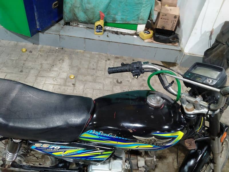 superstar 2021 70cc smart card bike saaf condition 1